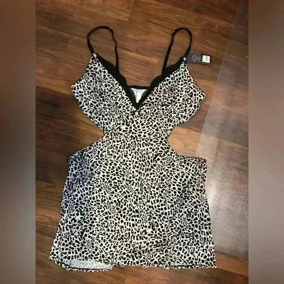 Cacique Other - Super Sexy Sleepware 18/20‎